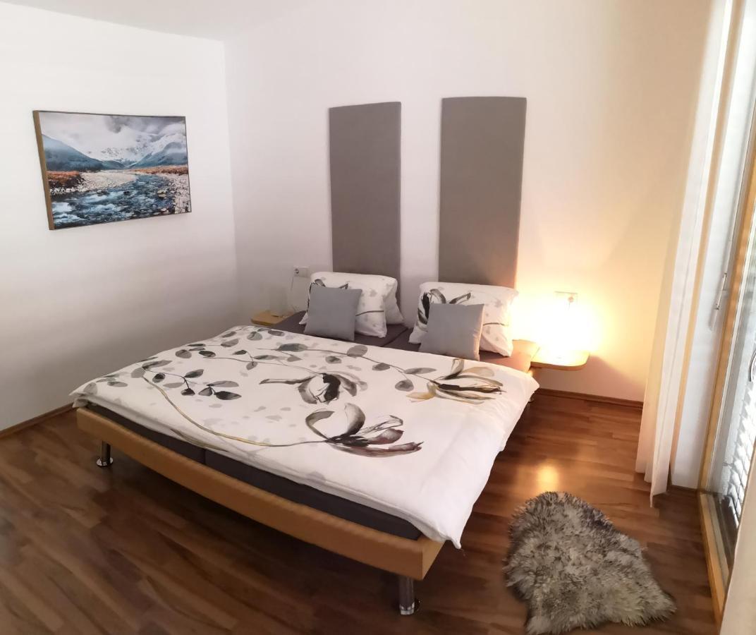 Ferienhaus Adela Schruns Eksteriør billede